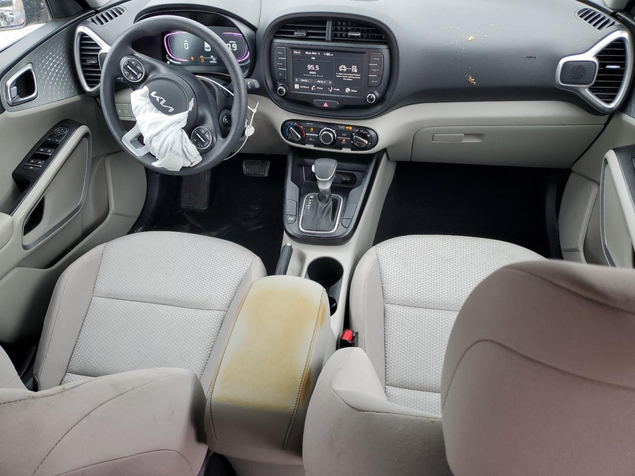 2024 Kia Soul - Image 8