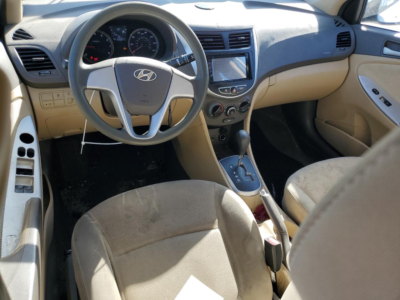 2013 Hyundai Accent - Image 8