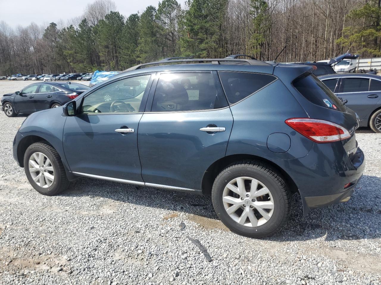 2012 Nissan Murano - Image 2