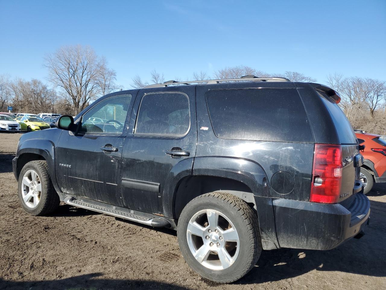 2009 Chevrolet Tahoe - Image 2