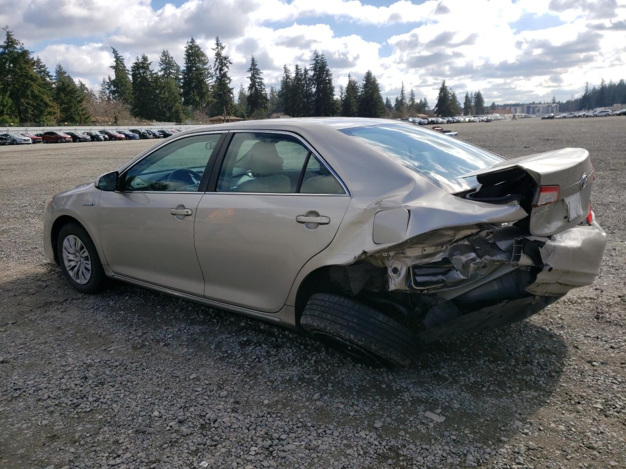 2013 Toyota Camry - Image 2