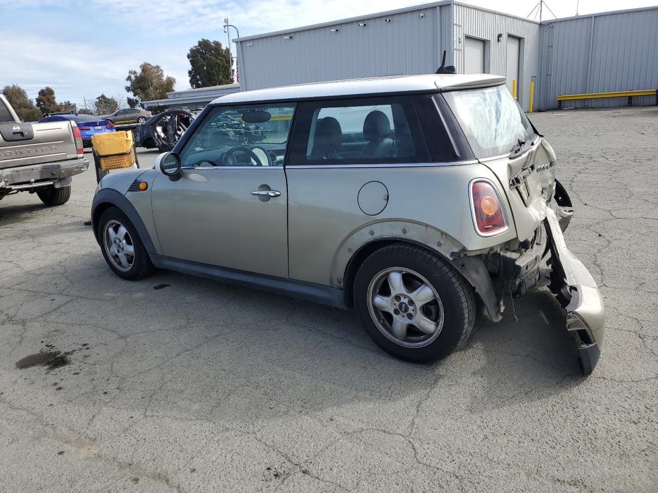 2009 MINI Cooper - Image 2