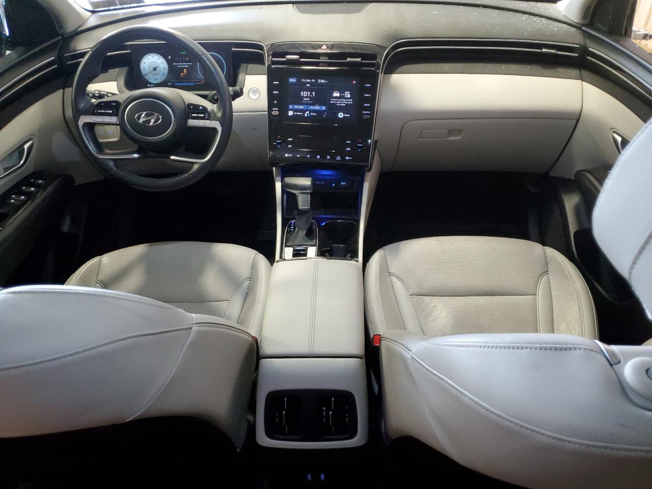 2022 Hyundai Tucson - Image 8
