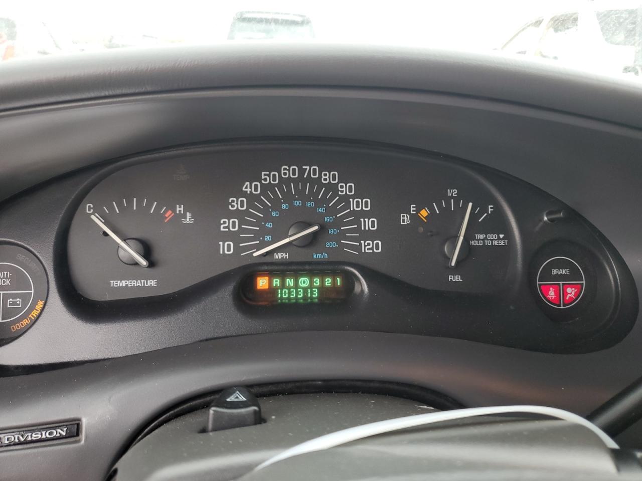 2001 Buick Century - Image 9