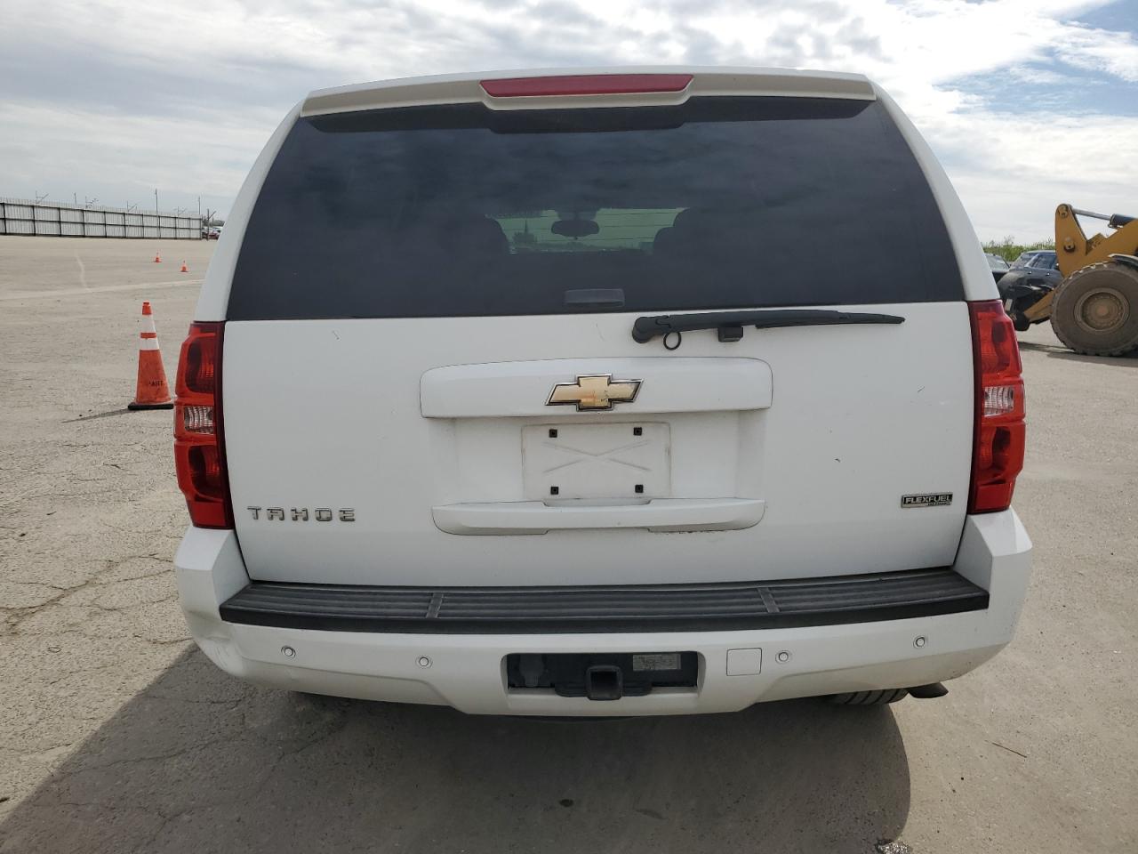 2010 Chevrolet Tahoe - Image 6