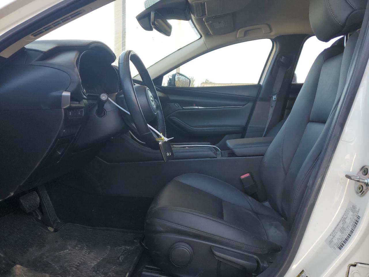 2021 Mazda 3 - Image 7