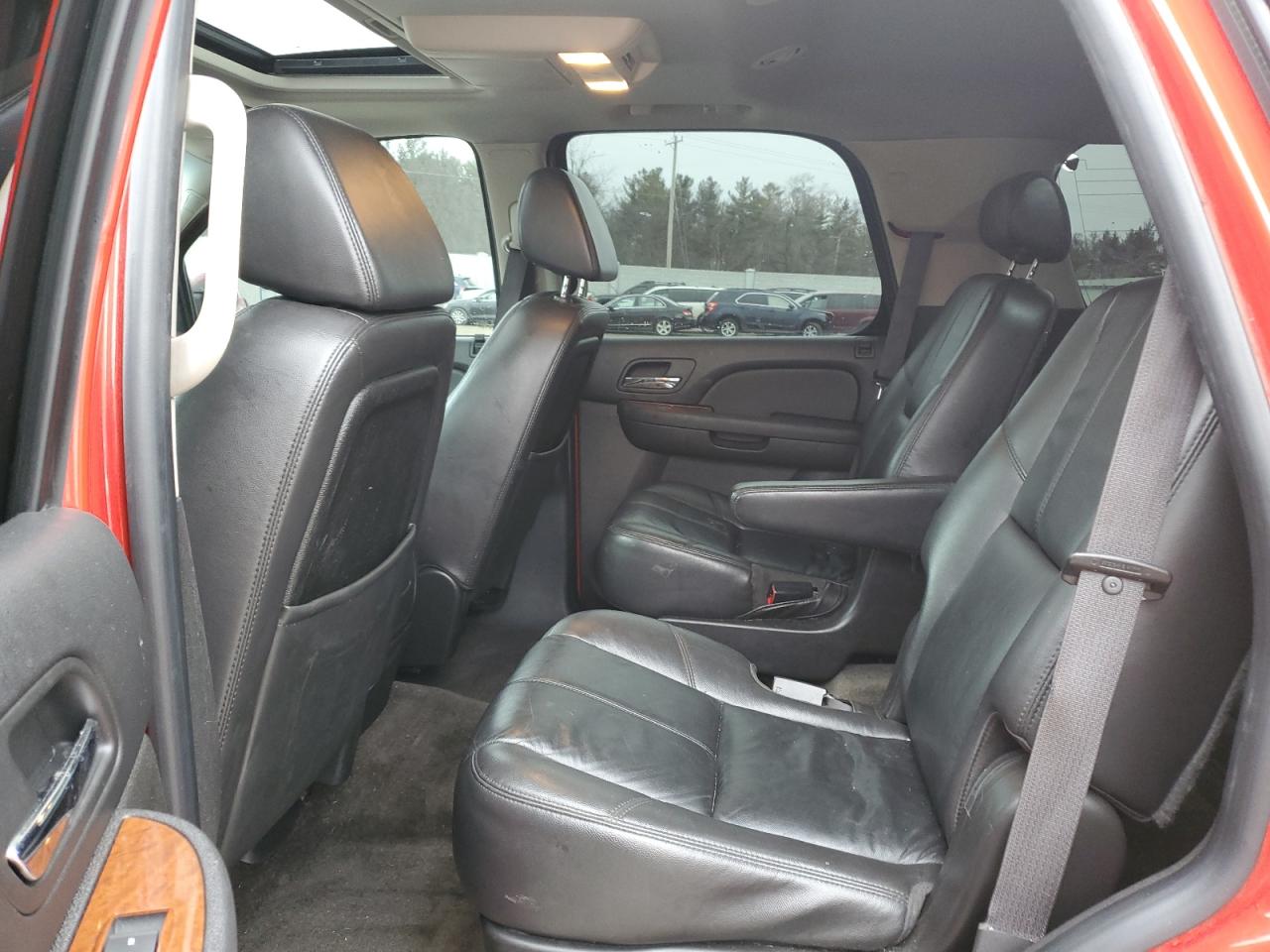 2008 GMC Yukon - Image 11