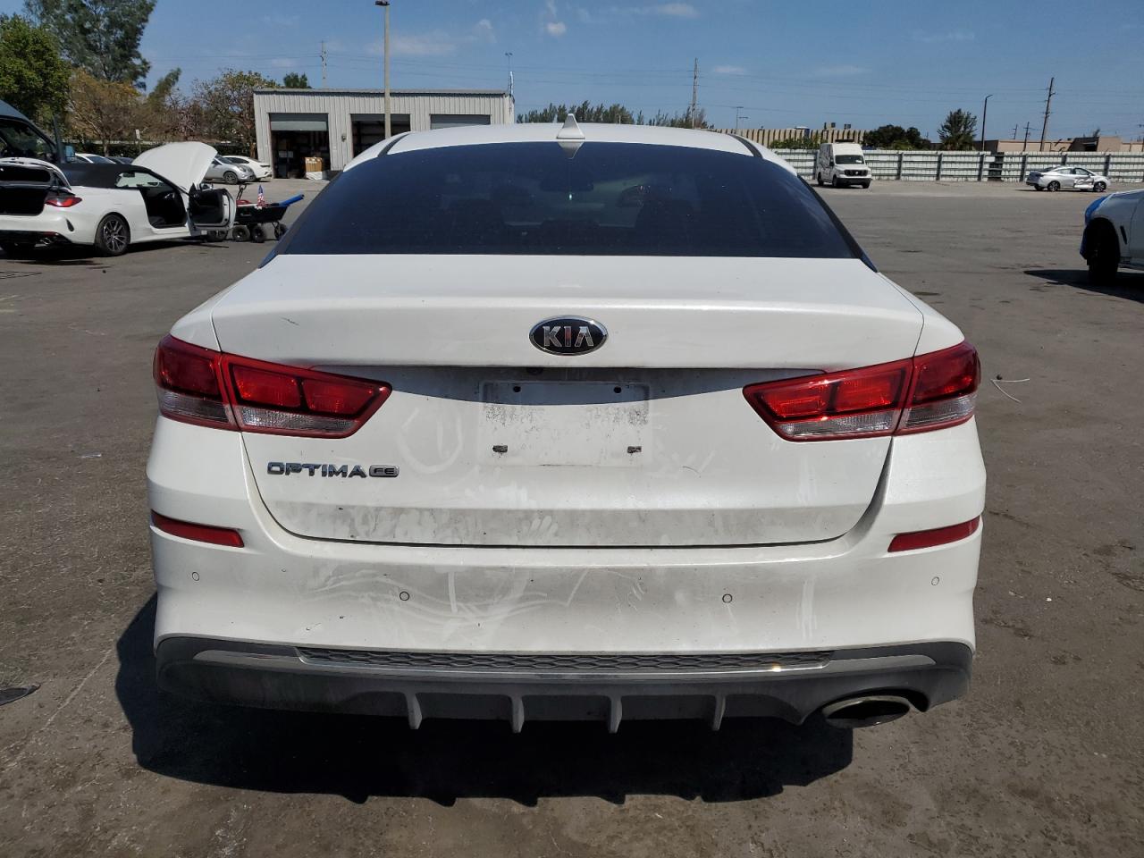 2020 Kia Optima - Image 6
