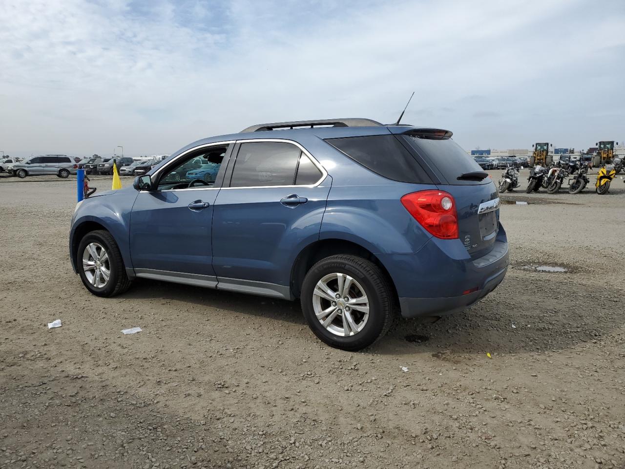 2012 Chevrolet Equinox - Image 2