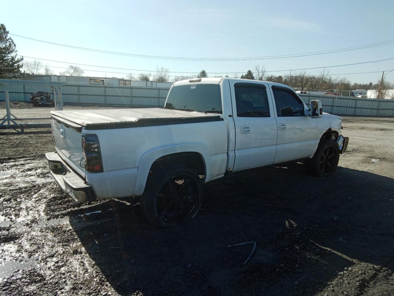 2006 Chevrolet Silverado - Image 3