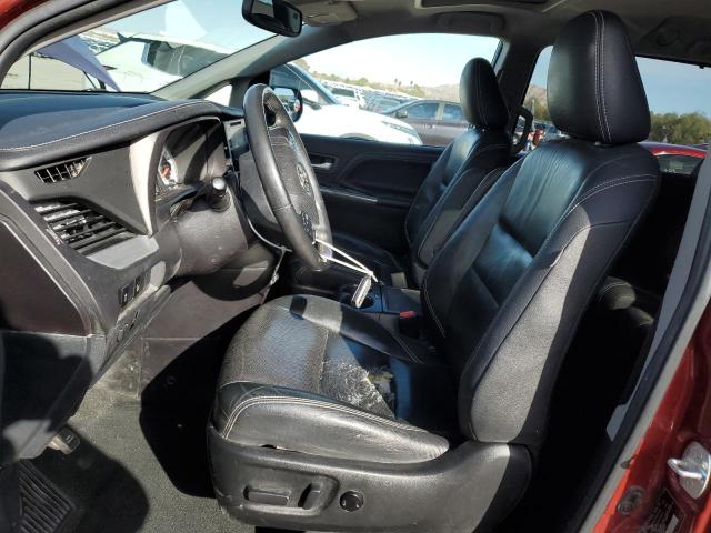 Minivans TOYOTA SIENNA 2016 Czerwony