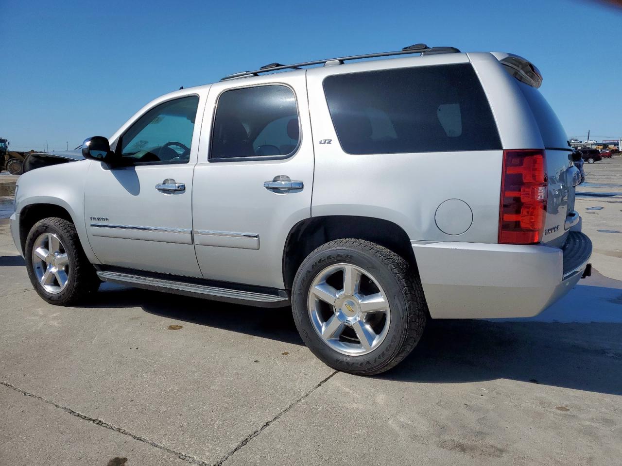 2013 Chevrolet Tahoe - Image 2