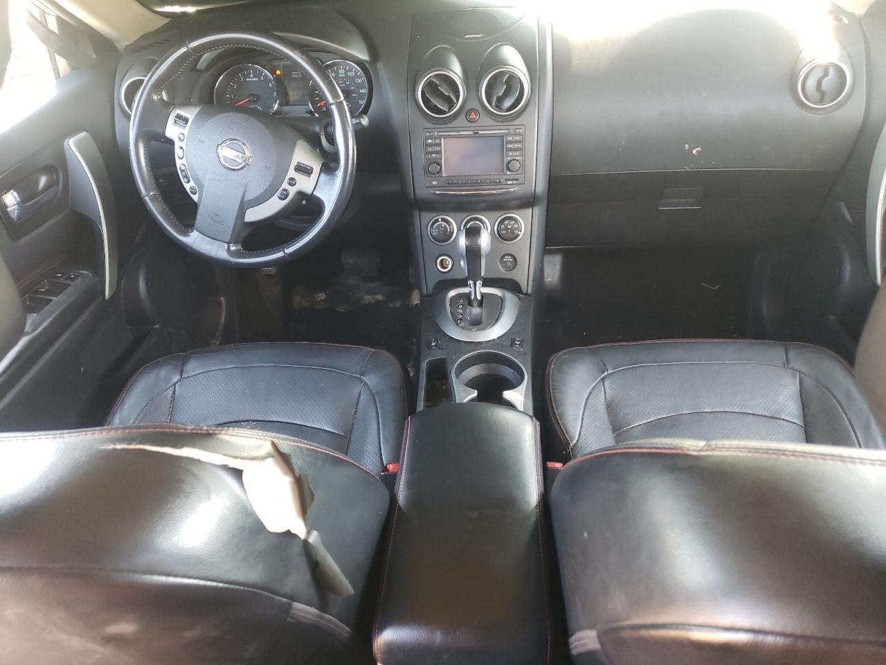 2011 Nissan Rogue - Image 8