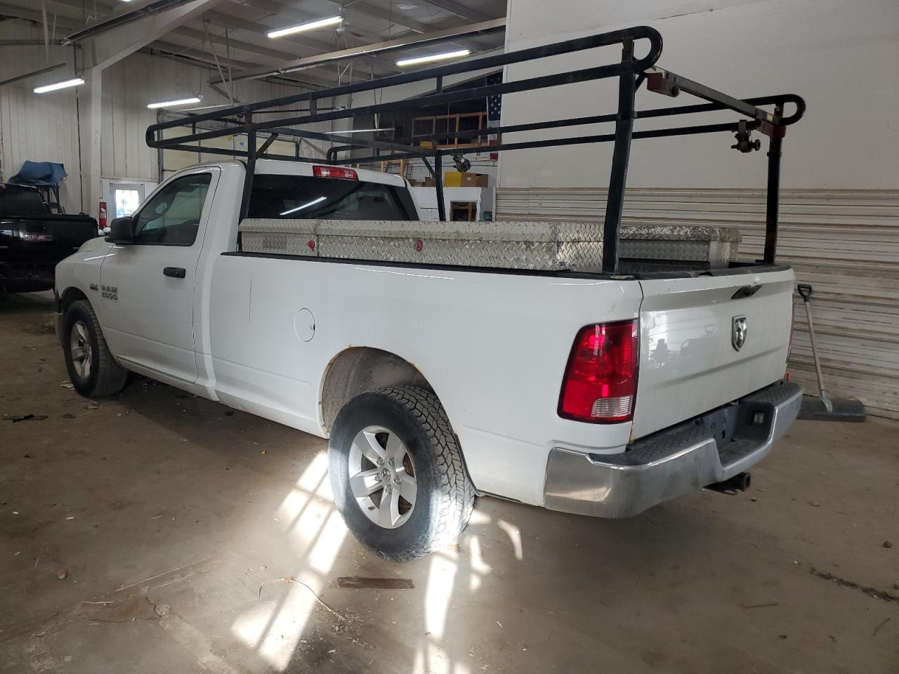 2014 RAM 1500 - Image 2