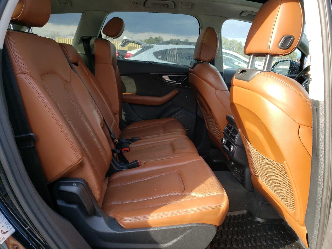 2017 Audi Q7 - Image 11