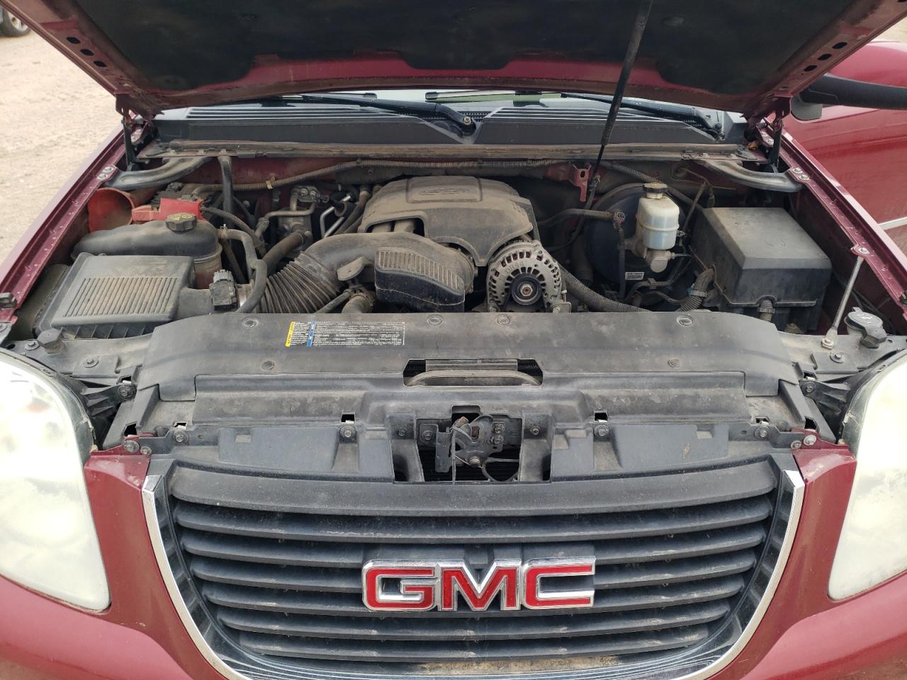 2011 GMC Yukon - Image 12
