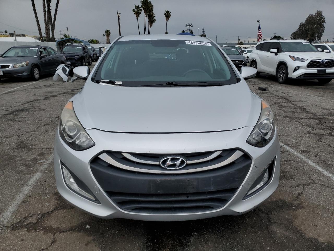2013 Hyundai Elantra - Image 5
