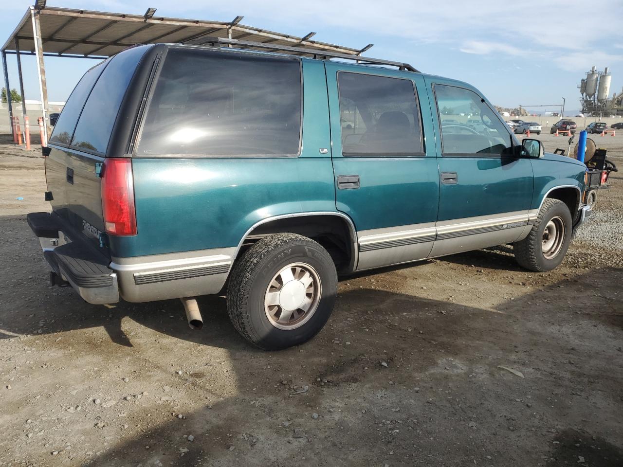1999 Chevrolet Tahoe - Image 3