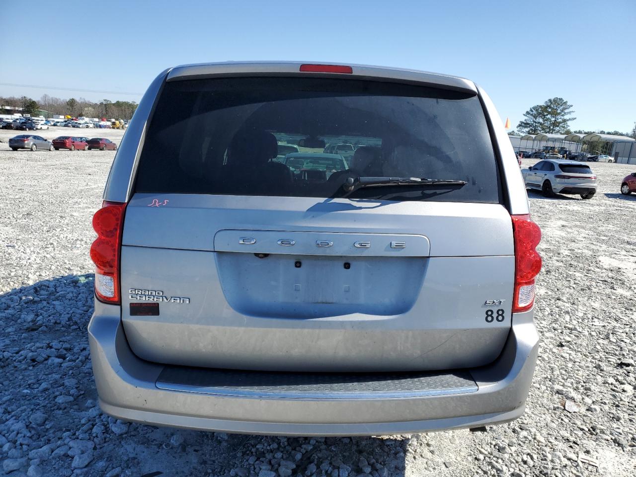 2020 Dodge Caravan - Image 6