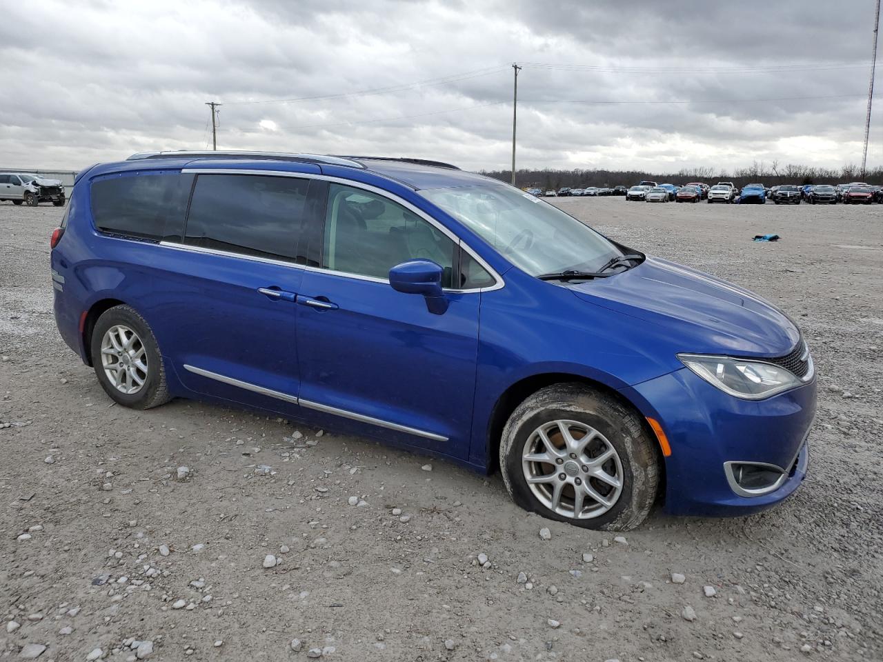2020 Chrysler Pacifica - Image 4