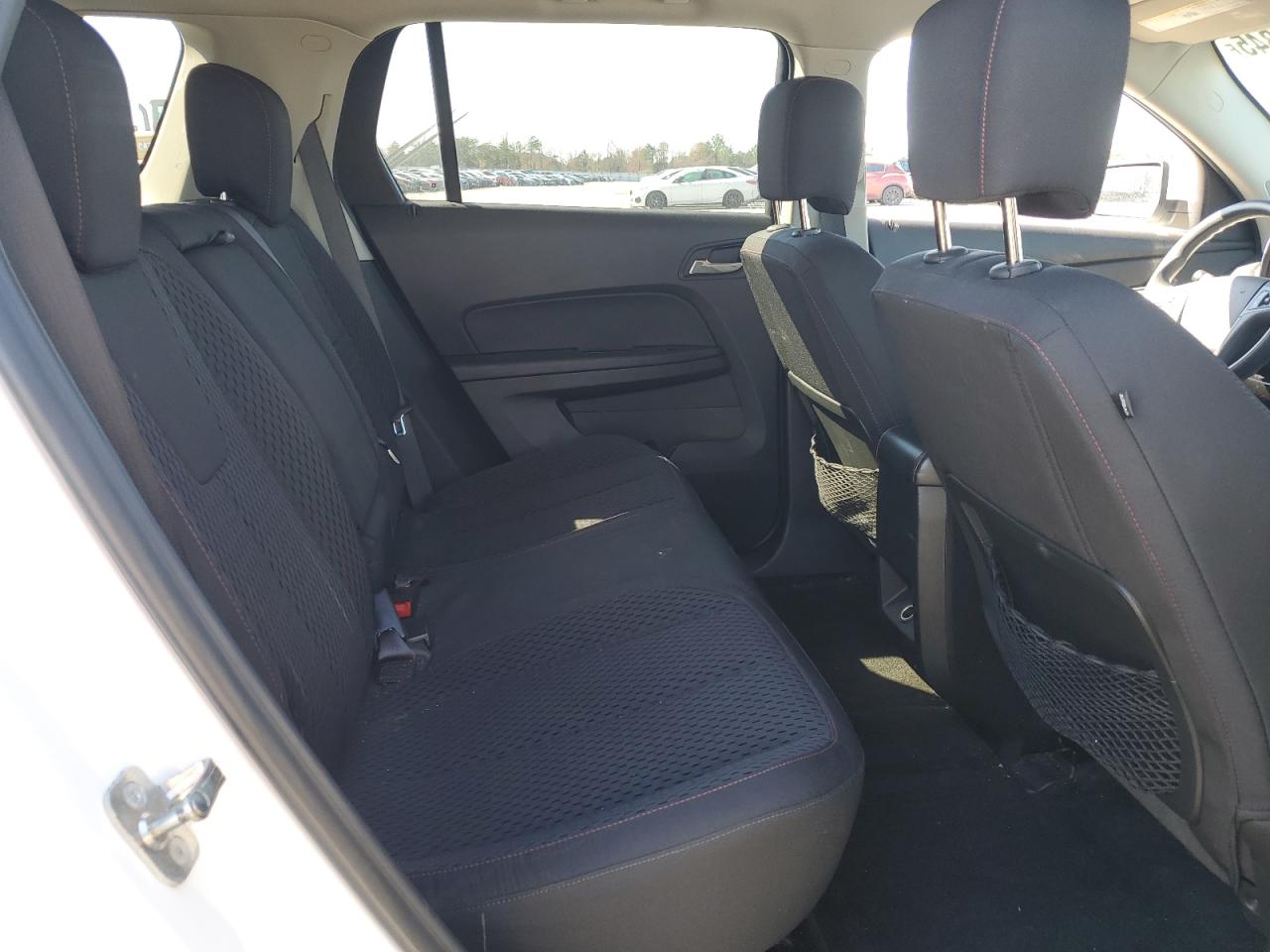 2015 GMC Terrain - Image 11
