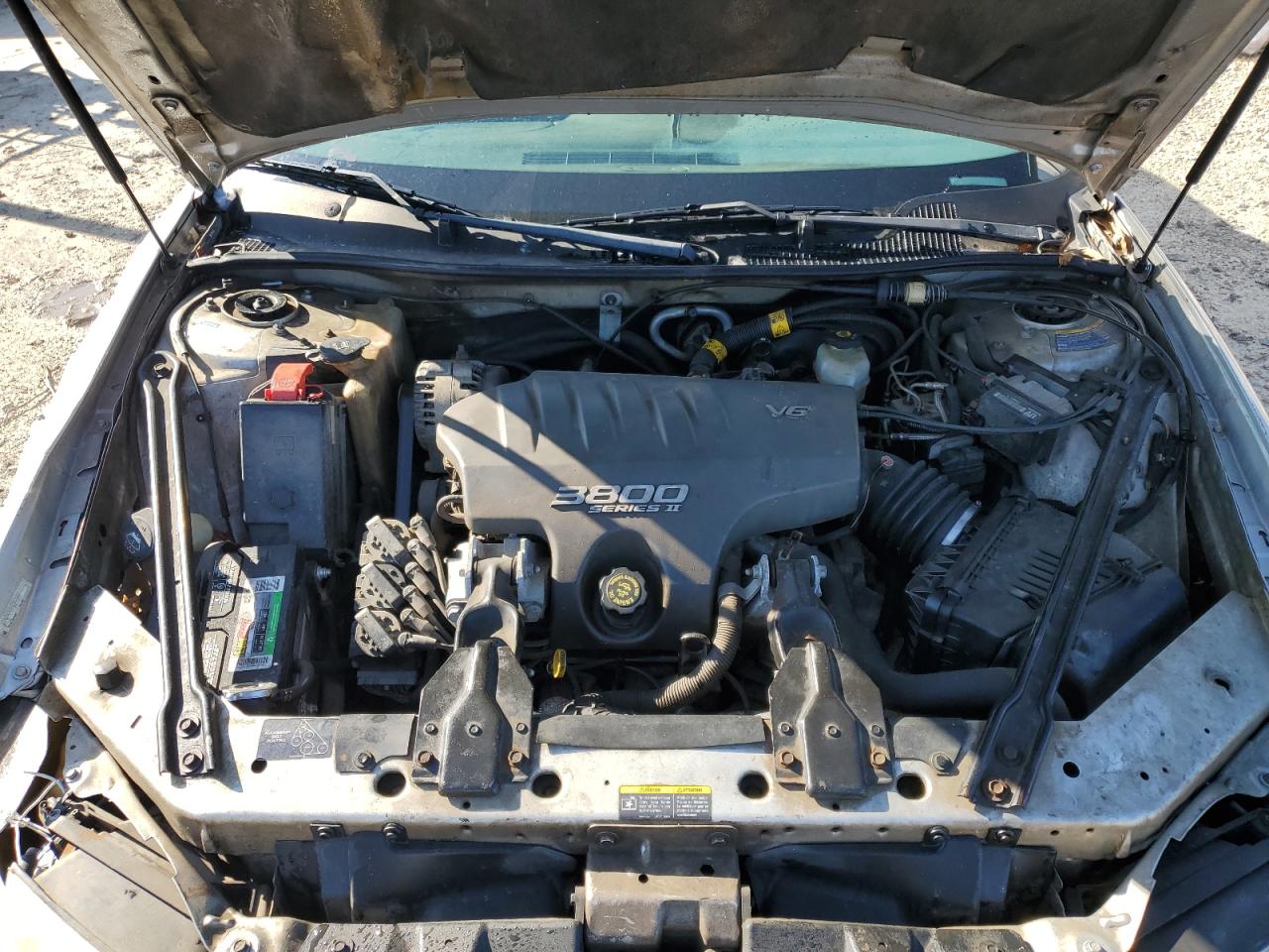 2002 Pontiac Grand Prix - Image 11