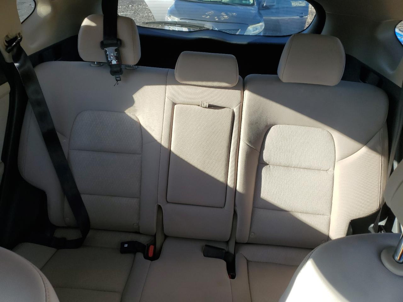 2017 Hyundai Tucson - Image 10