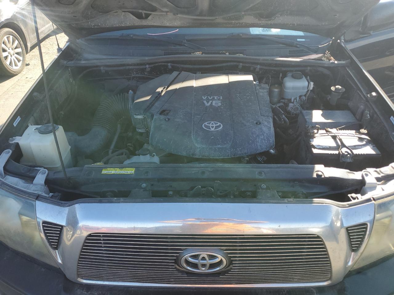 2009 Toyota Tacoma - Image 11