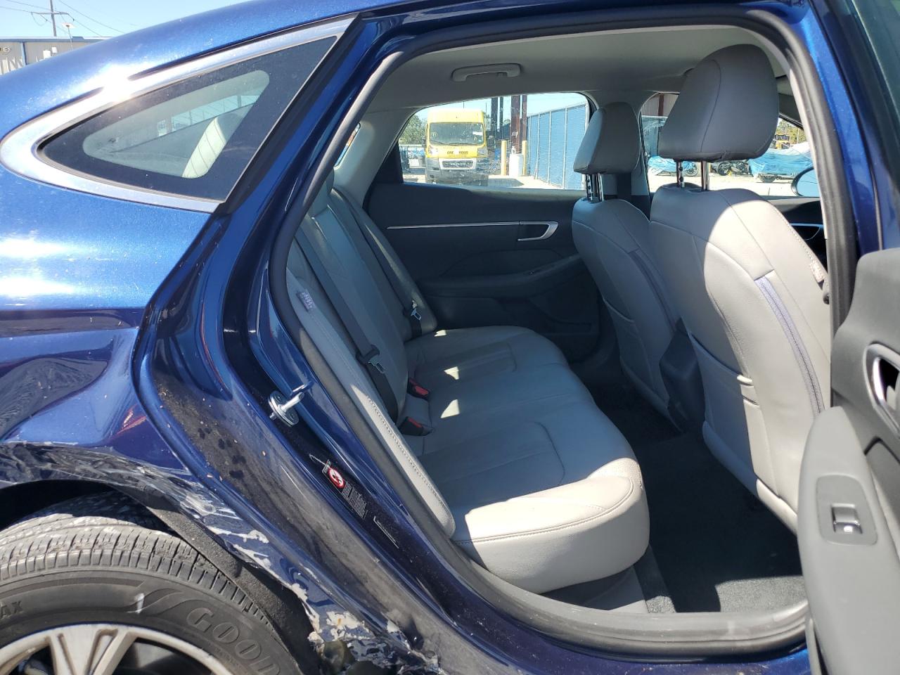 2021 Hyundai Sonata - Image 10