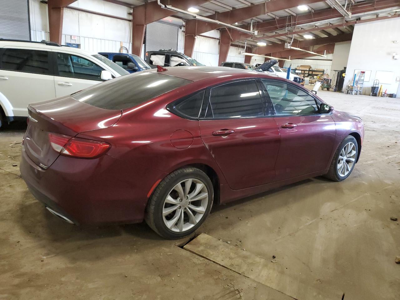 2016 Chrysler 200 - Image 3