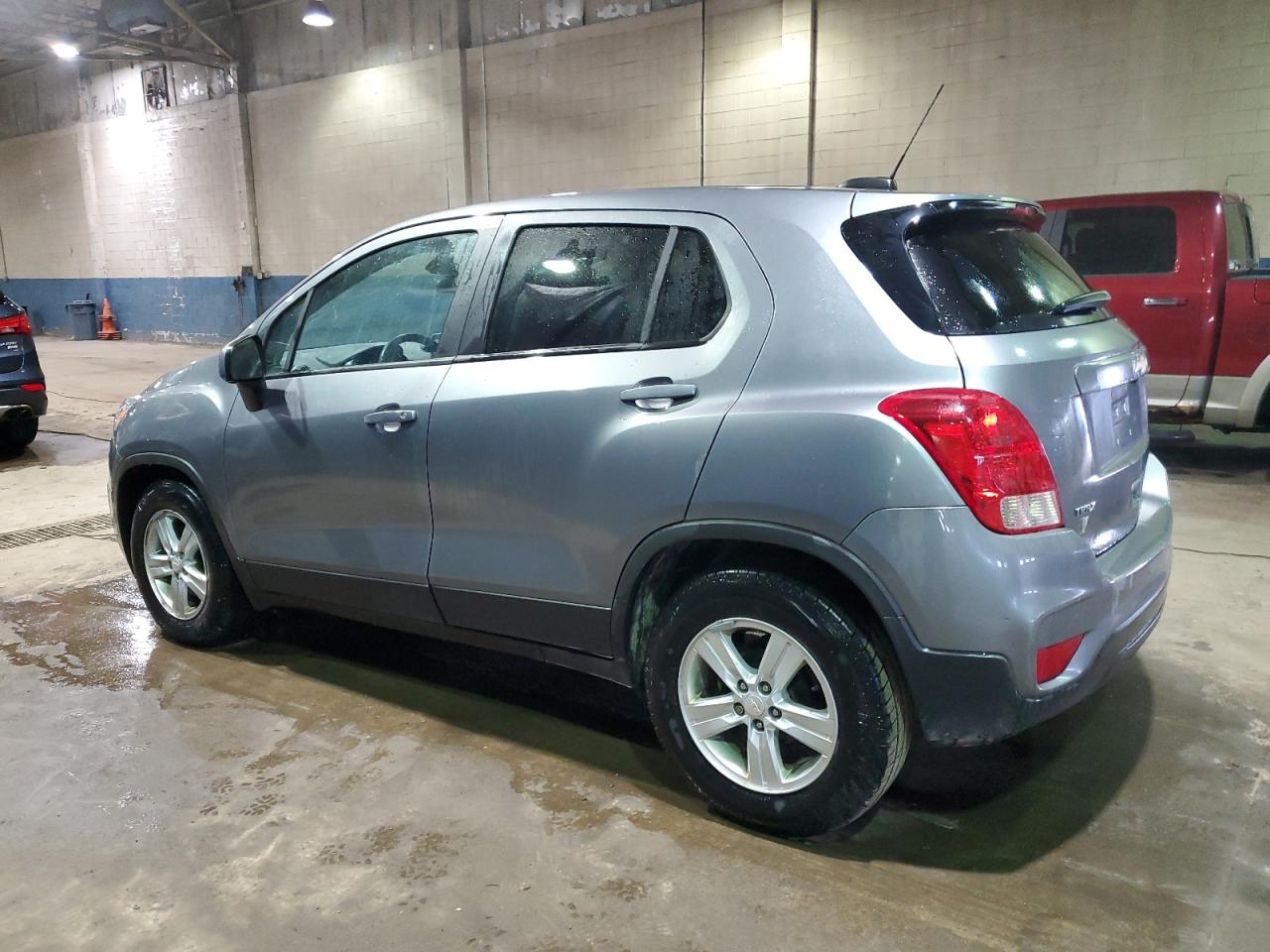 2020 Chevrolet Trax - Image 2