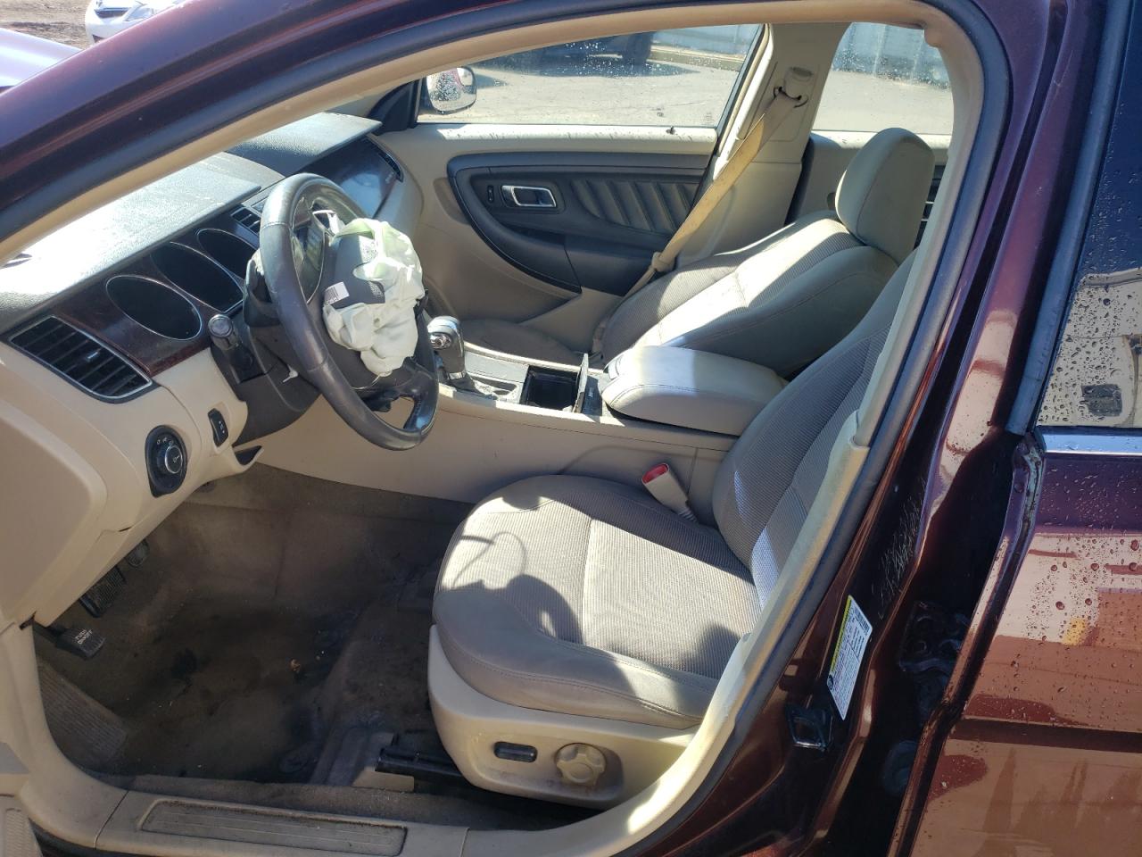 2012 Ford Taurus - Image 7