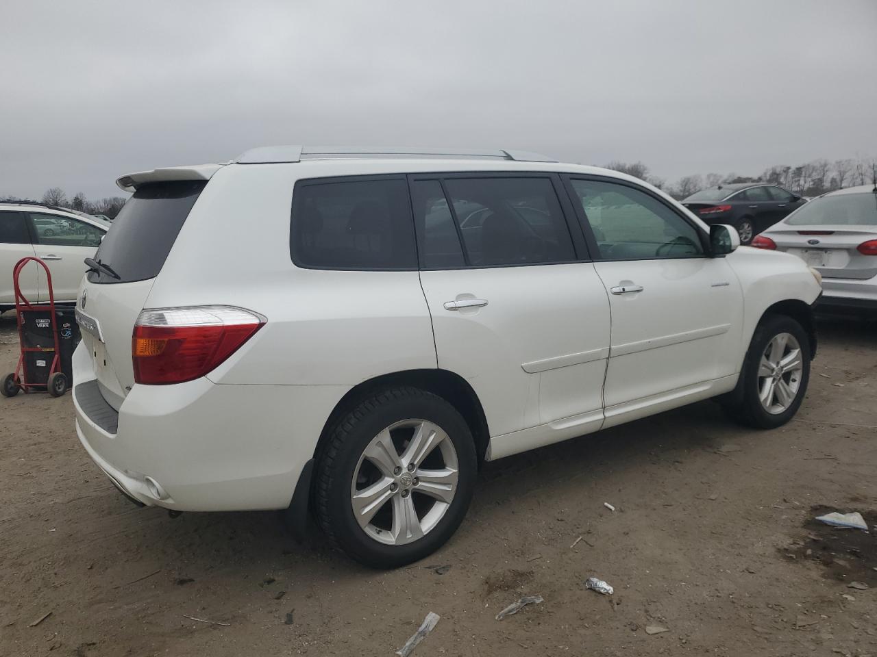 2010 Toyota Highlander - Image 3