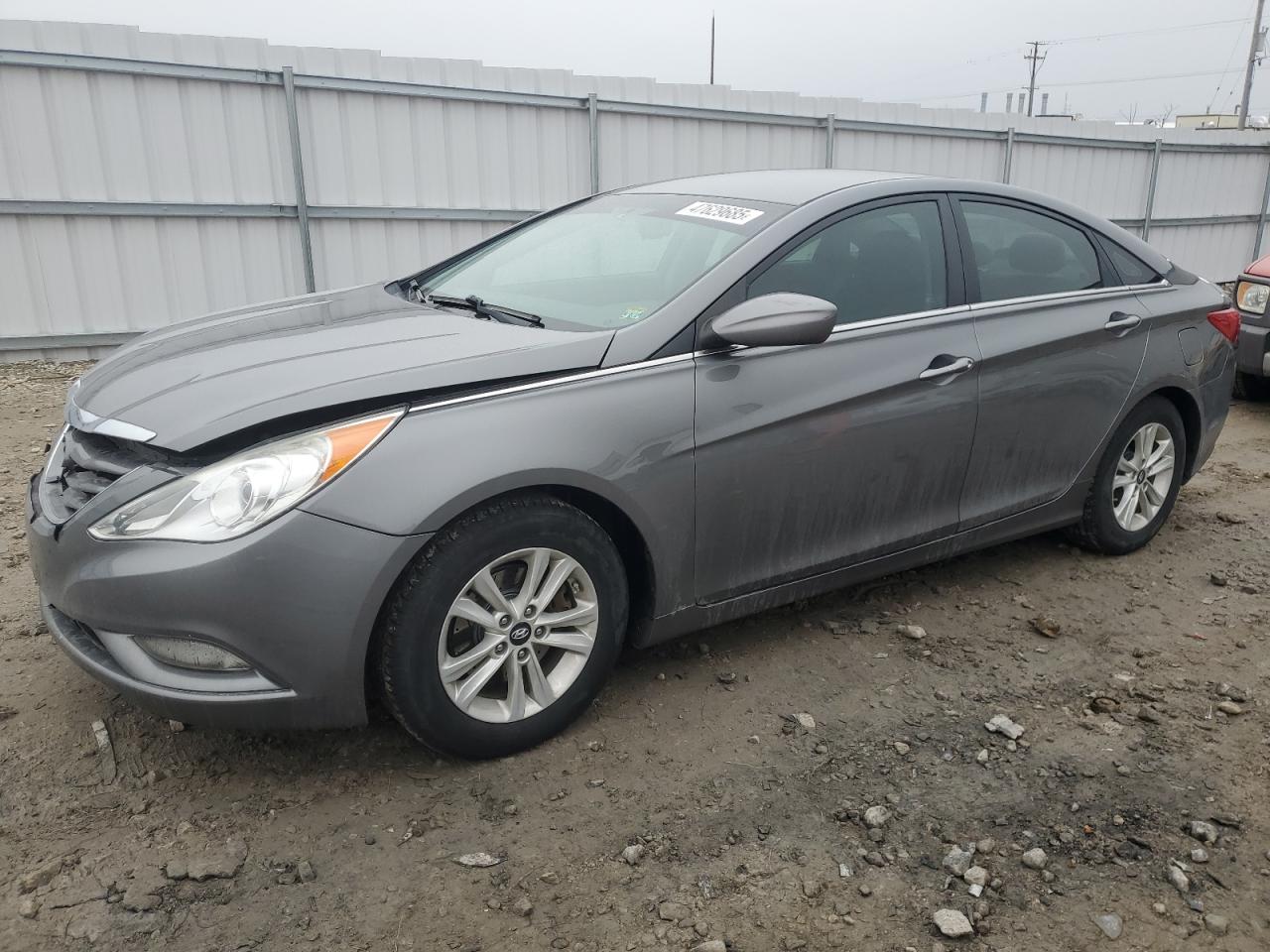 2013 Hyundai Sonata - Image 1