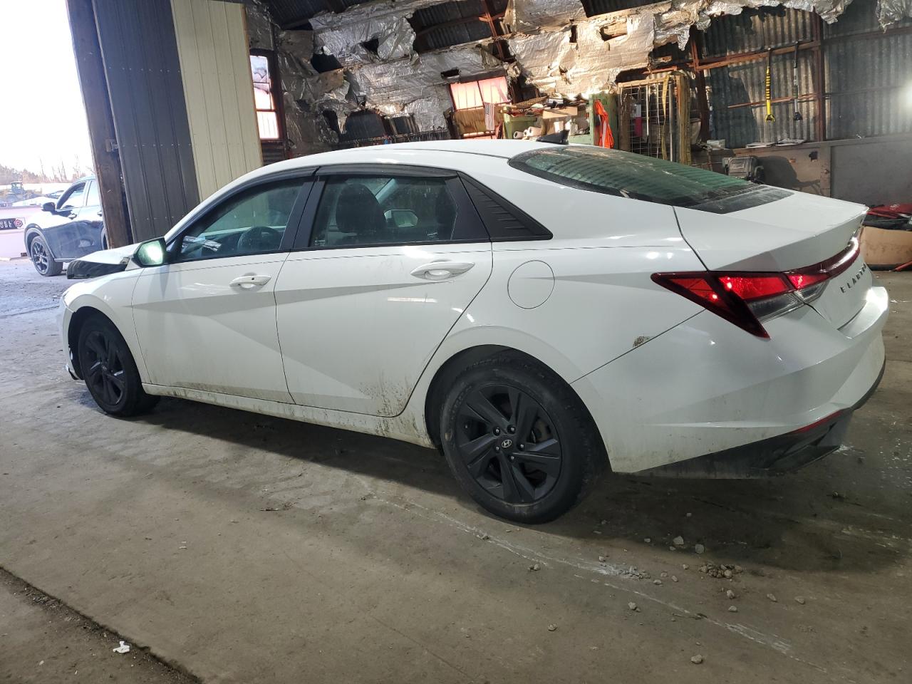 2021 Hyundai Elantra - Image 2