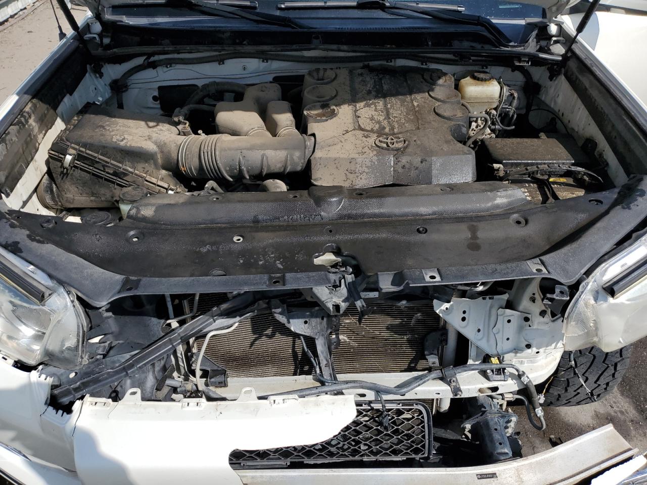 2010 Toyota 4Runner - Image 12