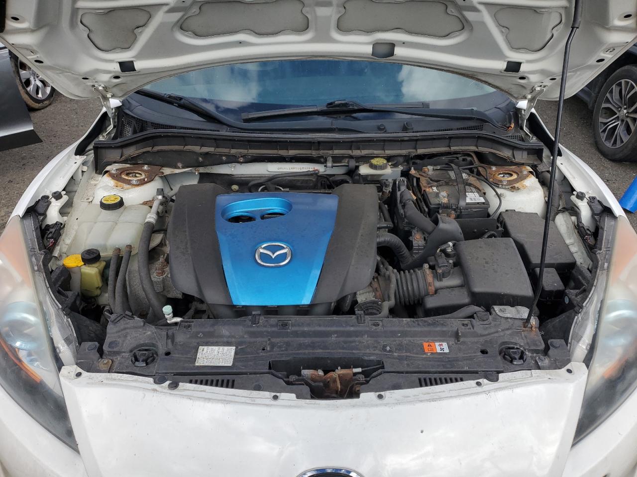 2013 Mazda 3 - Image 11