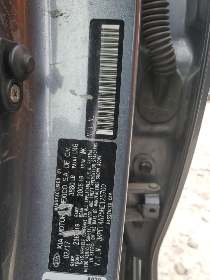 2017 Kia Forte - Image 14