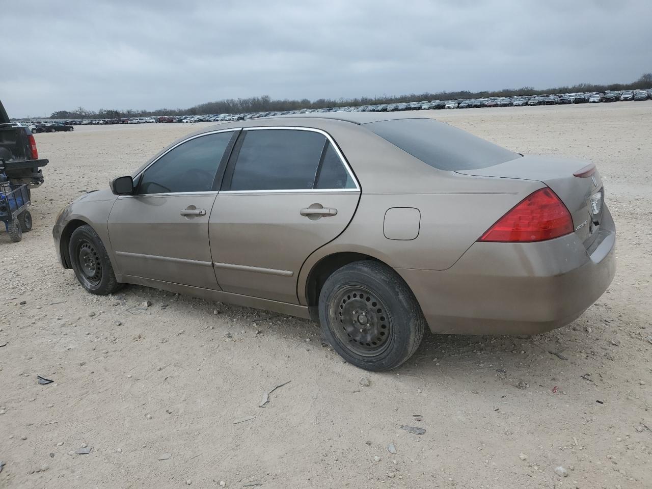 2006 Honda Accord - Image 2