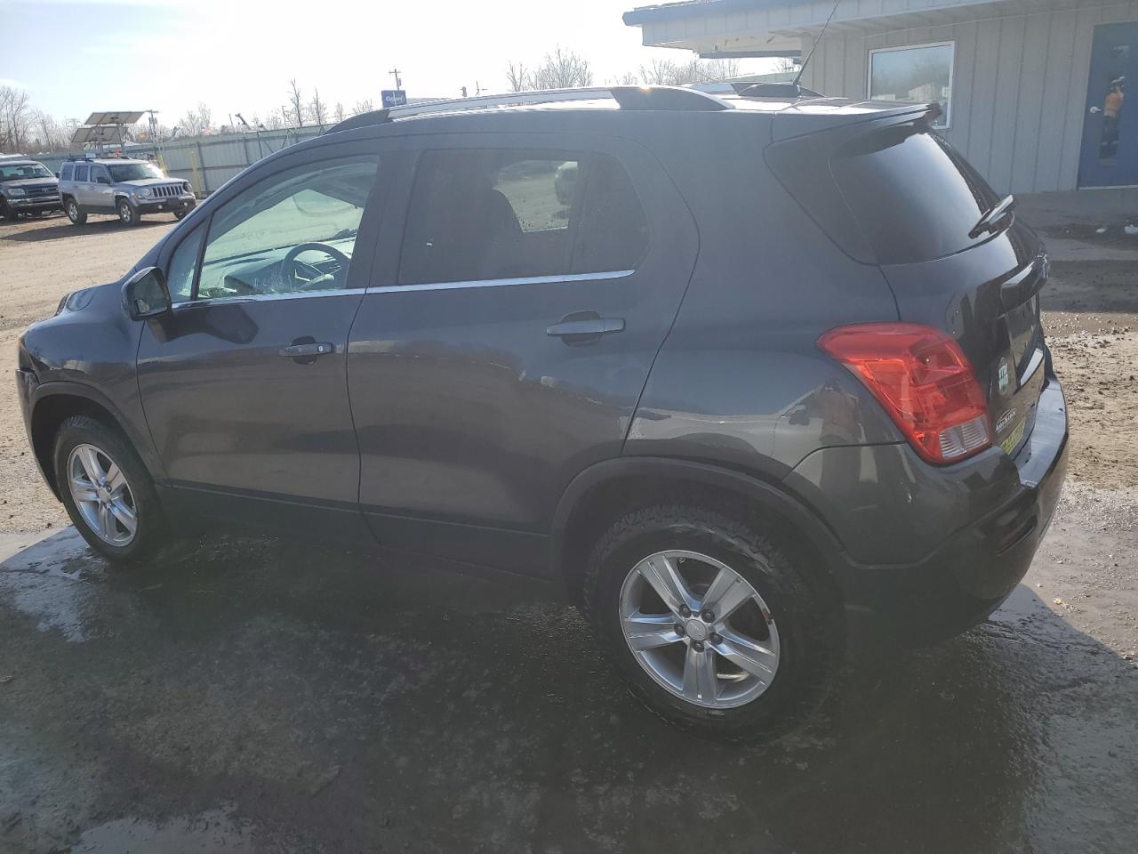 2016 Chevrolet Trax - Image 2