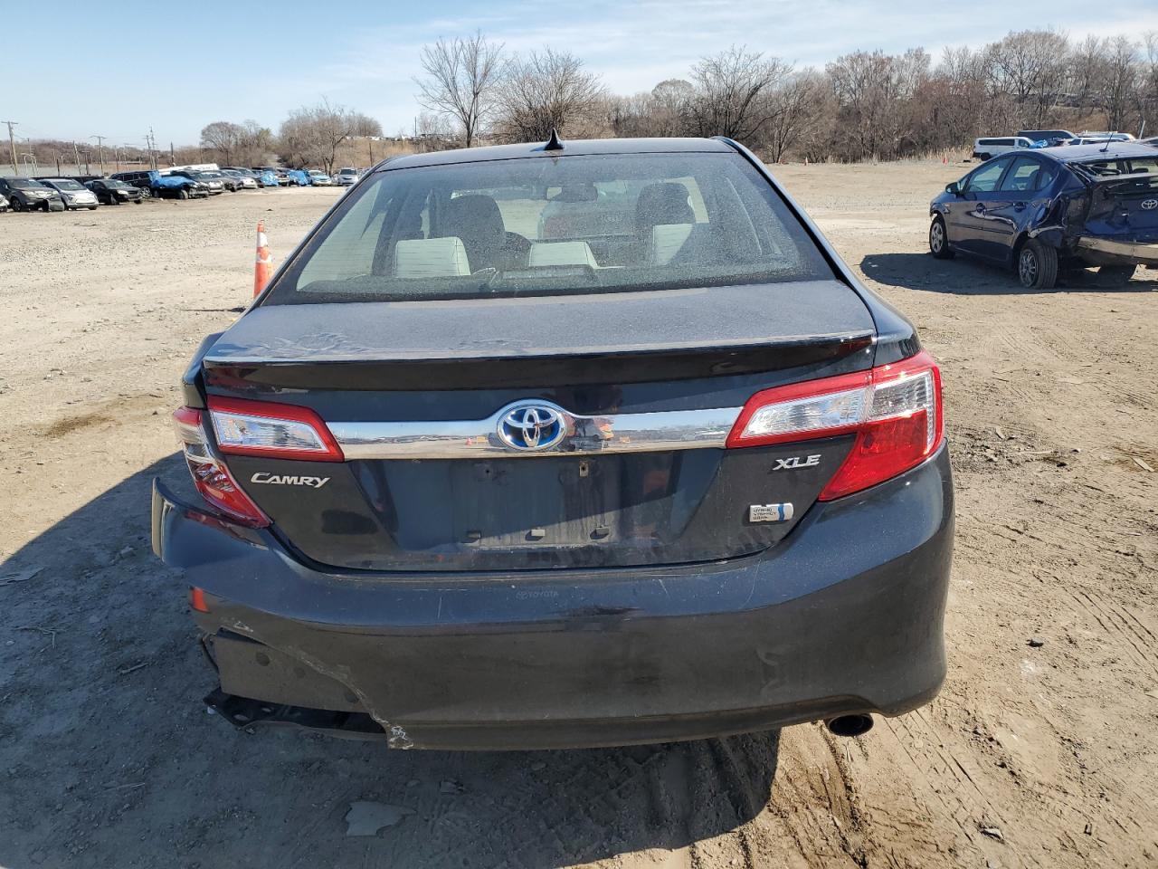 2012 Toyota Camry - Image 6