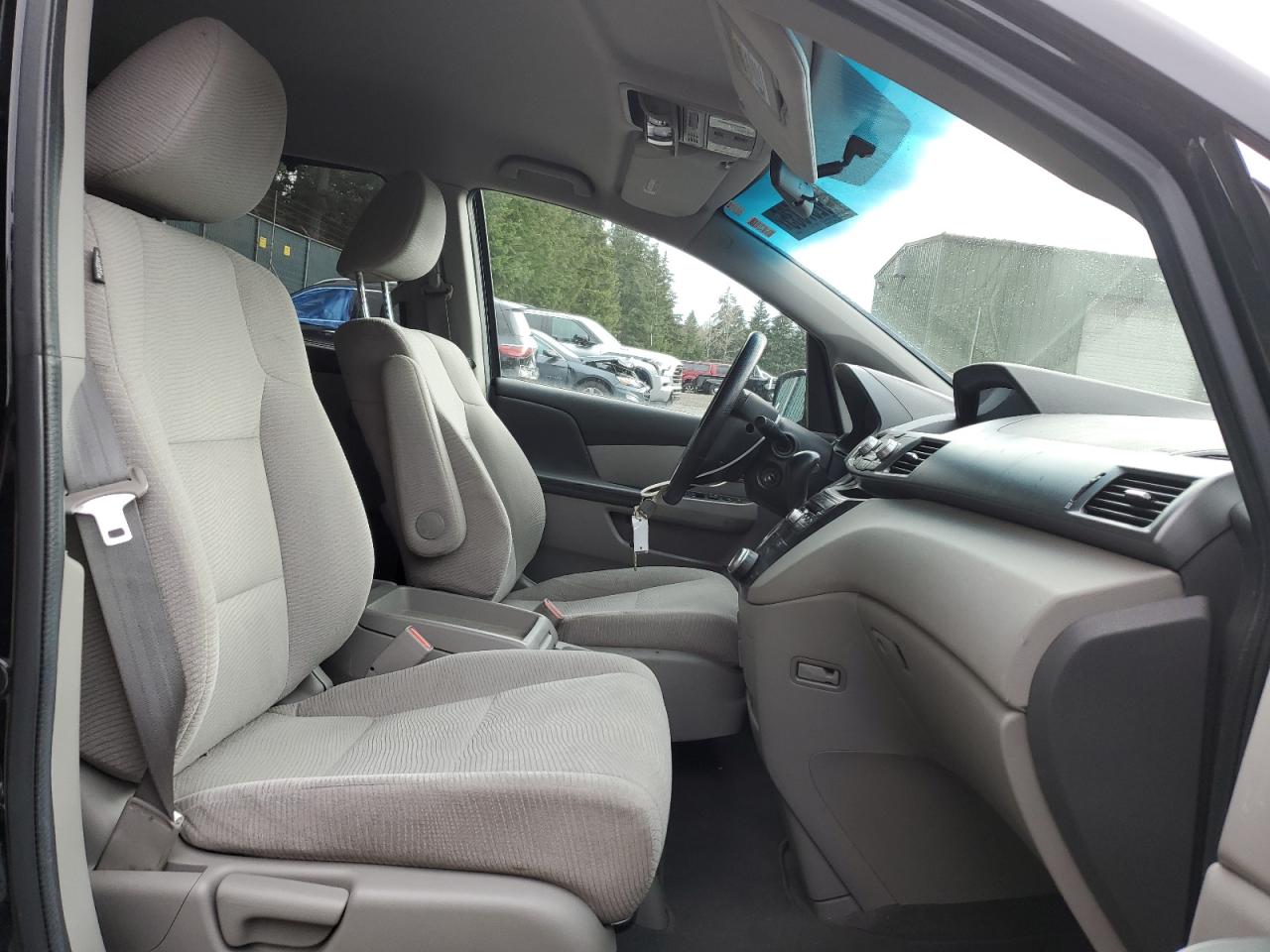 2011 Honda Odyssey - Image 7