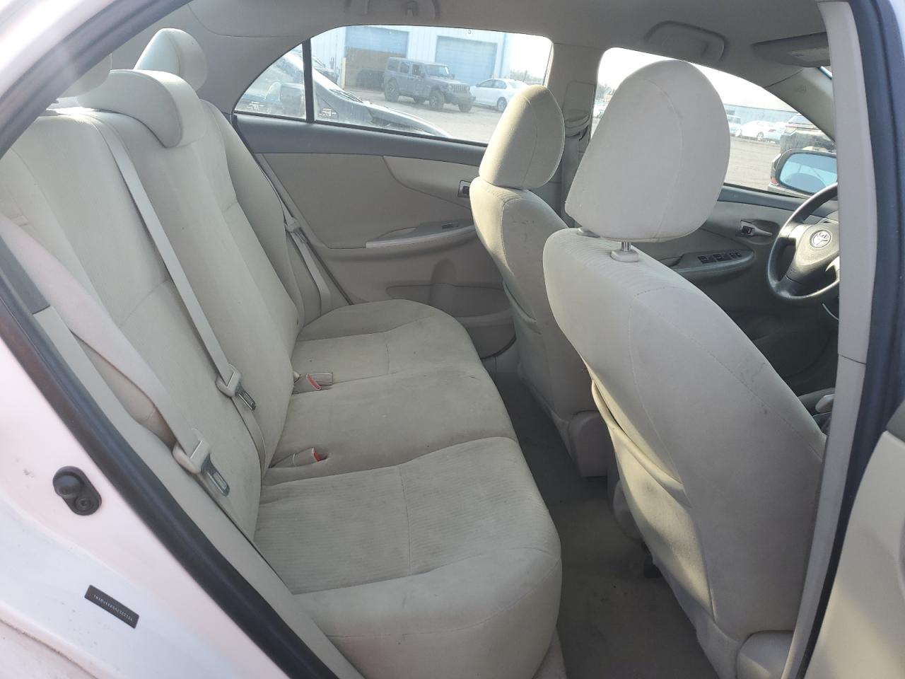 2010 Toyota Corolla - Image 10