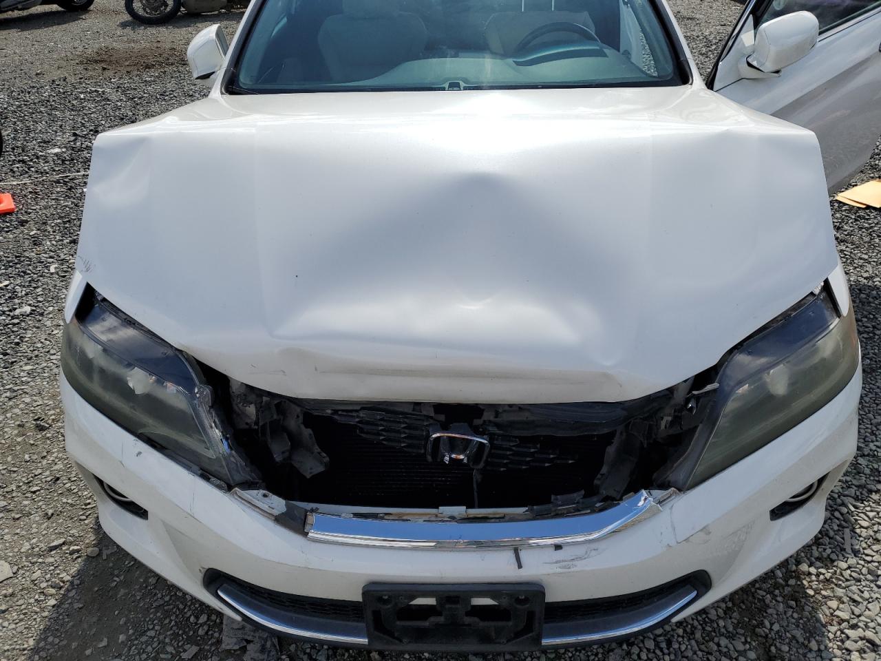 2014 Honda Accord - Image 11