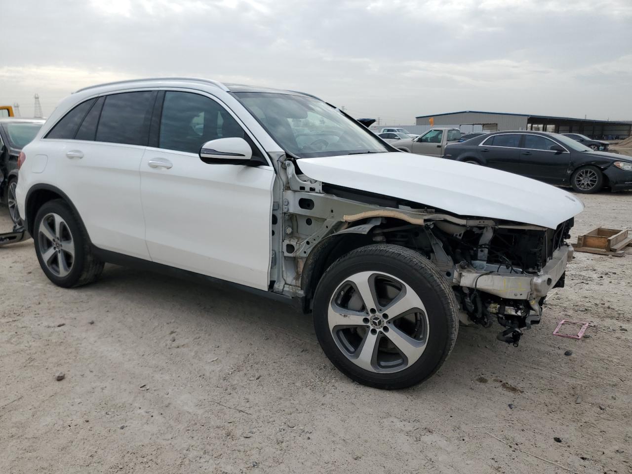 2019 Mercedes-Benz GLC - Image 4