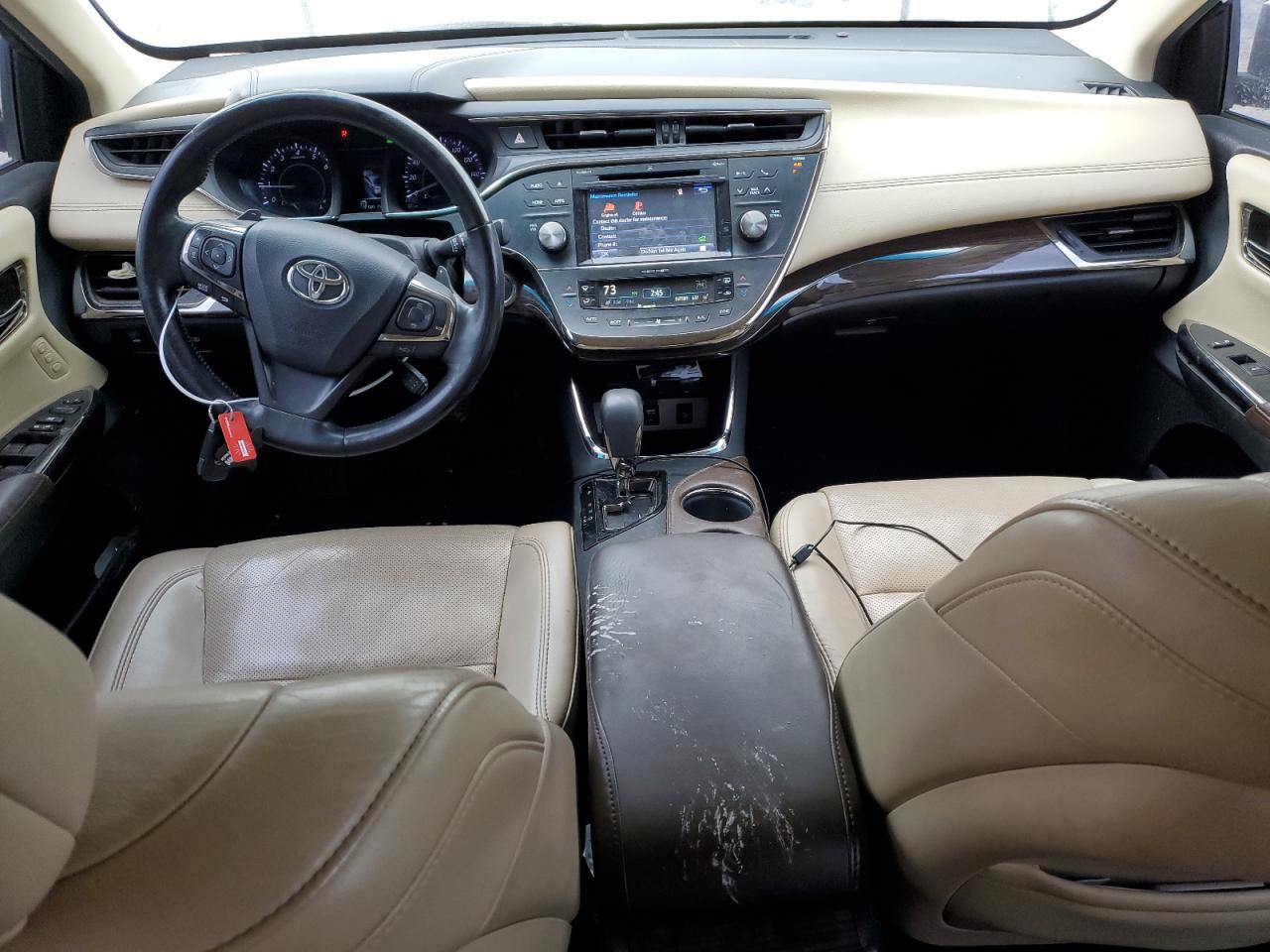 2015 Toyota Avalon - Image 8