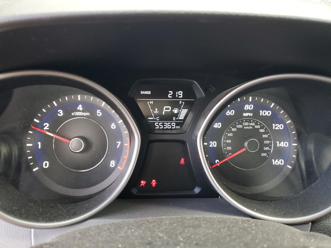 2016 Hyundai Elantra - Image 9