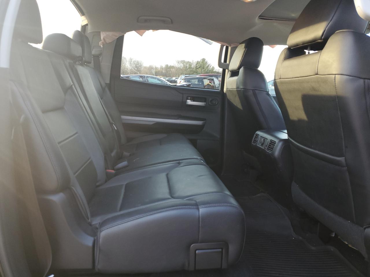 2019 Toyota Tundra - Image 10