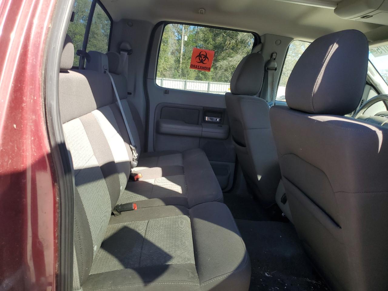 2004 Ford F-150 - Image 10