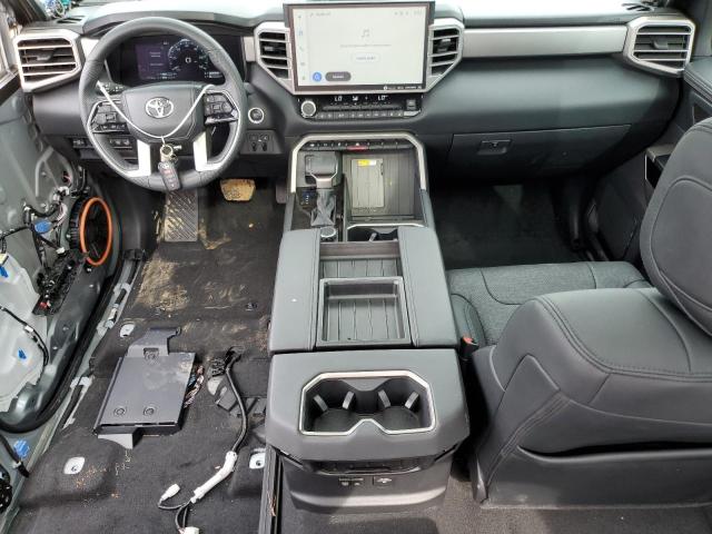  TOYOTA TUNDRA 2024 Сріблястий